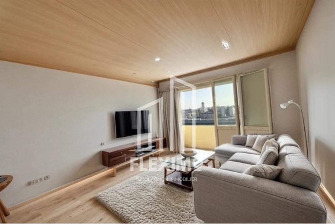 Appartement 86 m² avec Balcon et Vue Imprenable à Guilherand-Granges 
