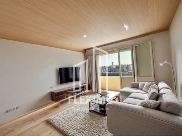 Appartement 86 m² avec Balcon et Vue Imprenable à Guilherand-Granges