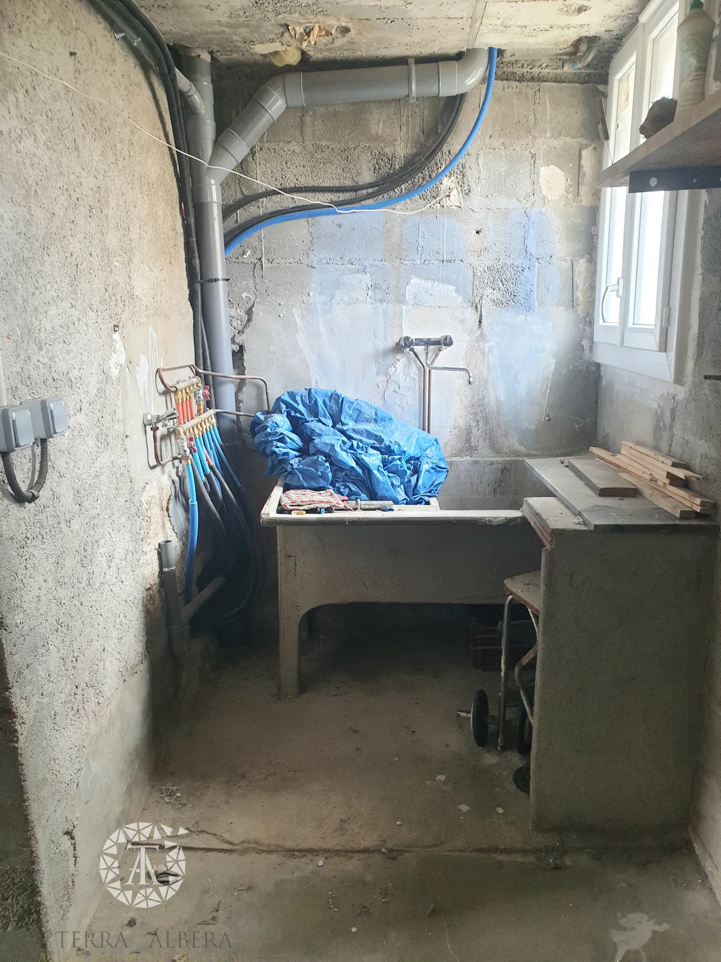 Maison de village rénovée avec garage et vue sur le Canigou à Sorede 