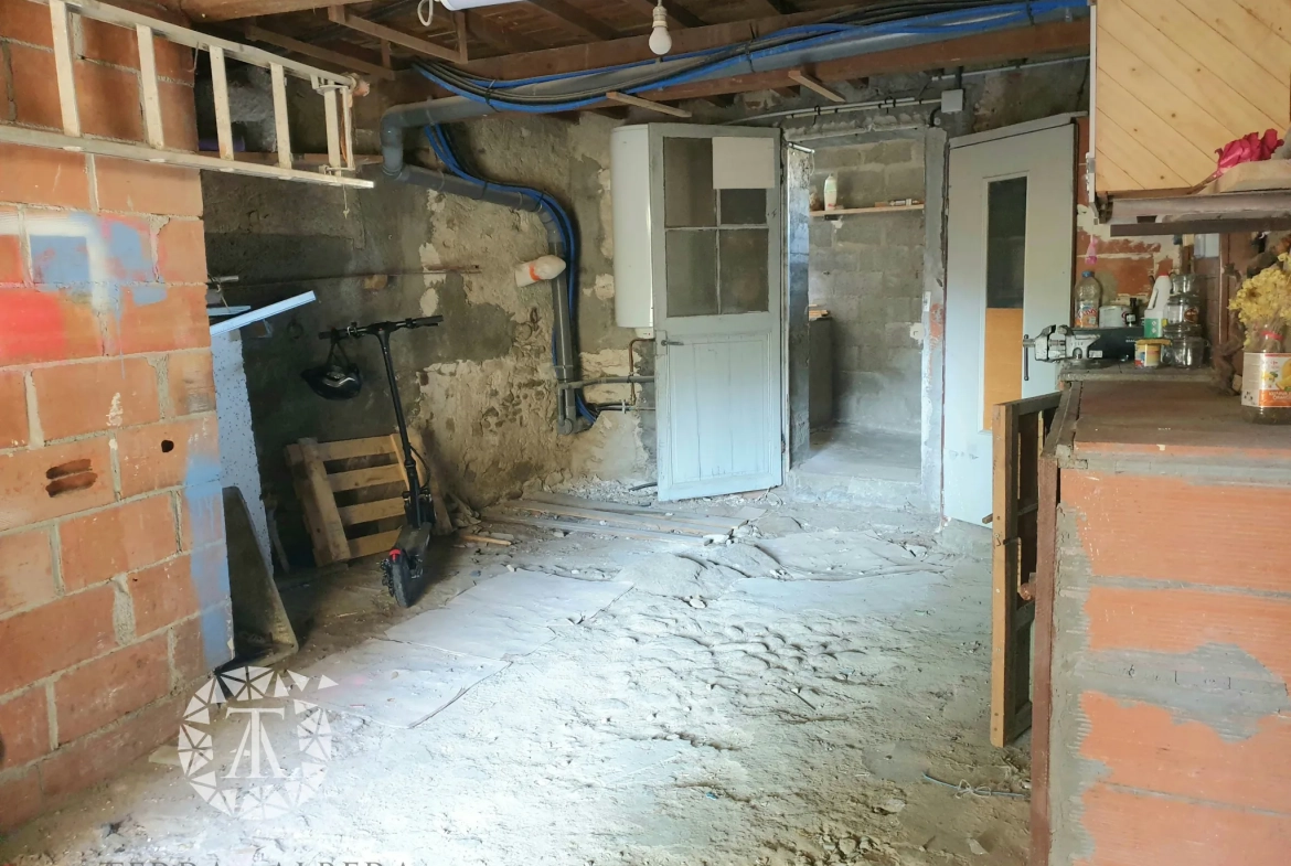 Maison de village rénovée avec garage et vue sur le Canigou à Sorede 