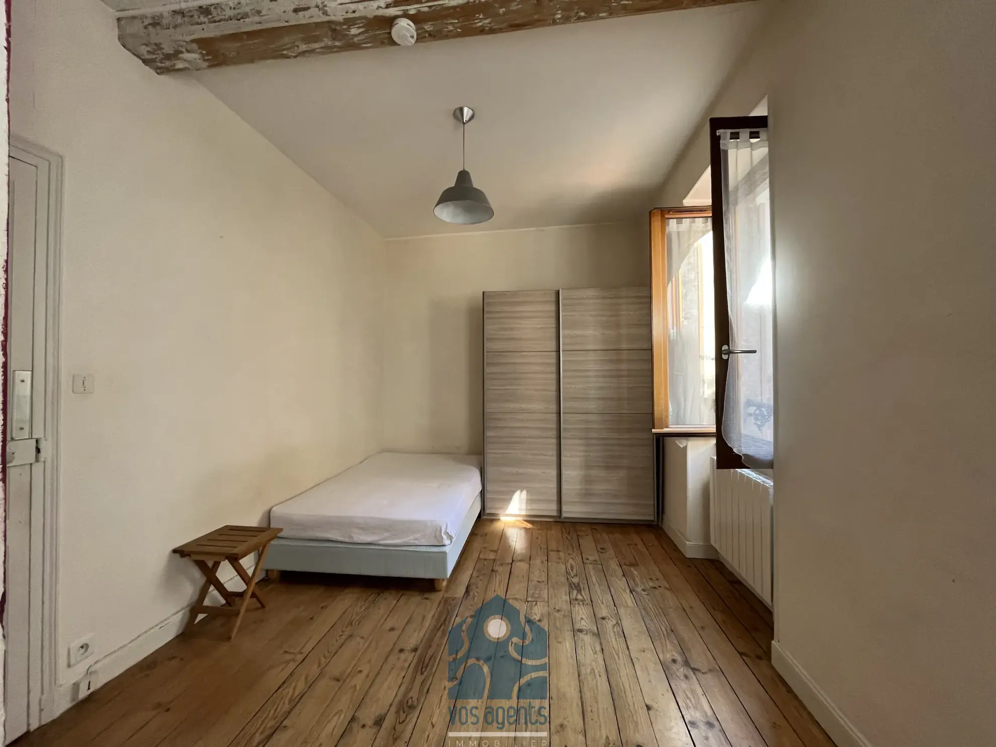 Studio de 20,5 m² à Clermont-Ferrand centre-ville, résidence calme et ancien immeuble 