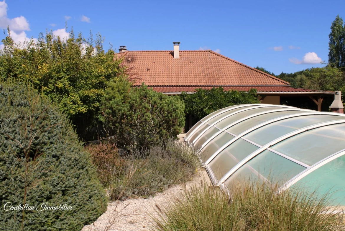 Maison de plain-pied avec sous-sol, piscine et 4 chambres à Bourganeuf 
