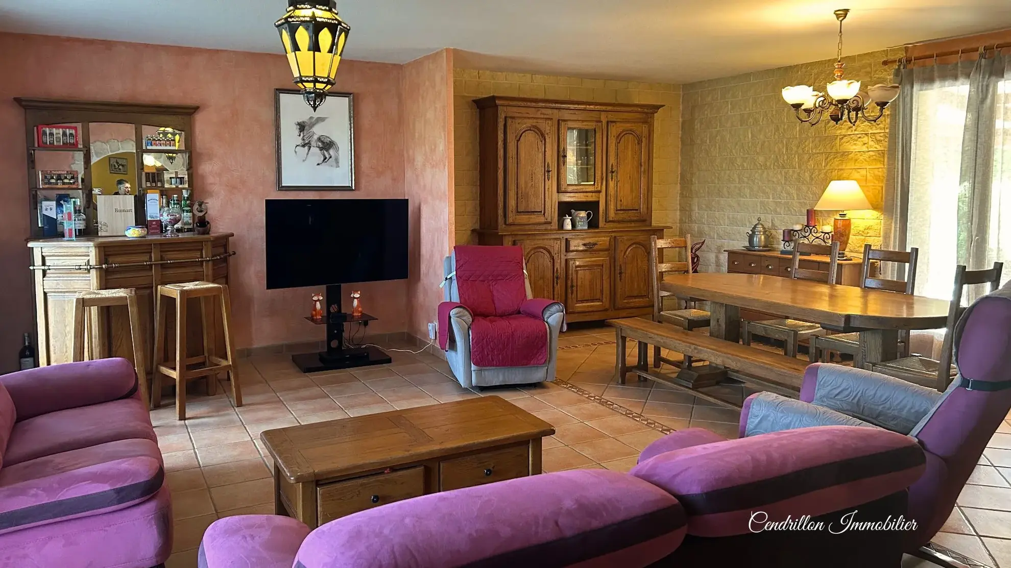 Maison de plain-pied avec sous-sol, piscine et 4 chambres à Bourganeuf 