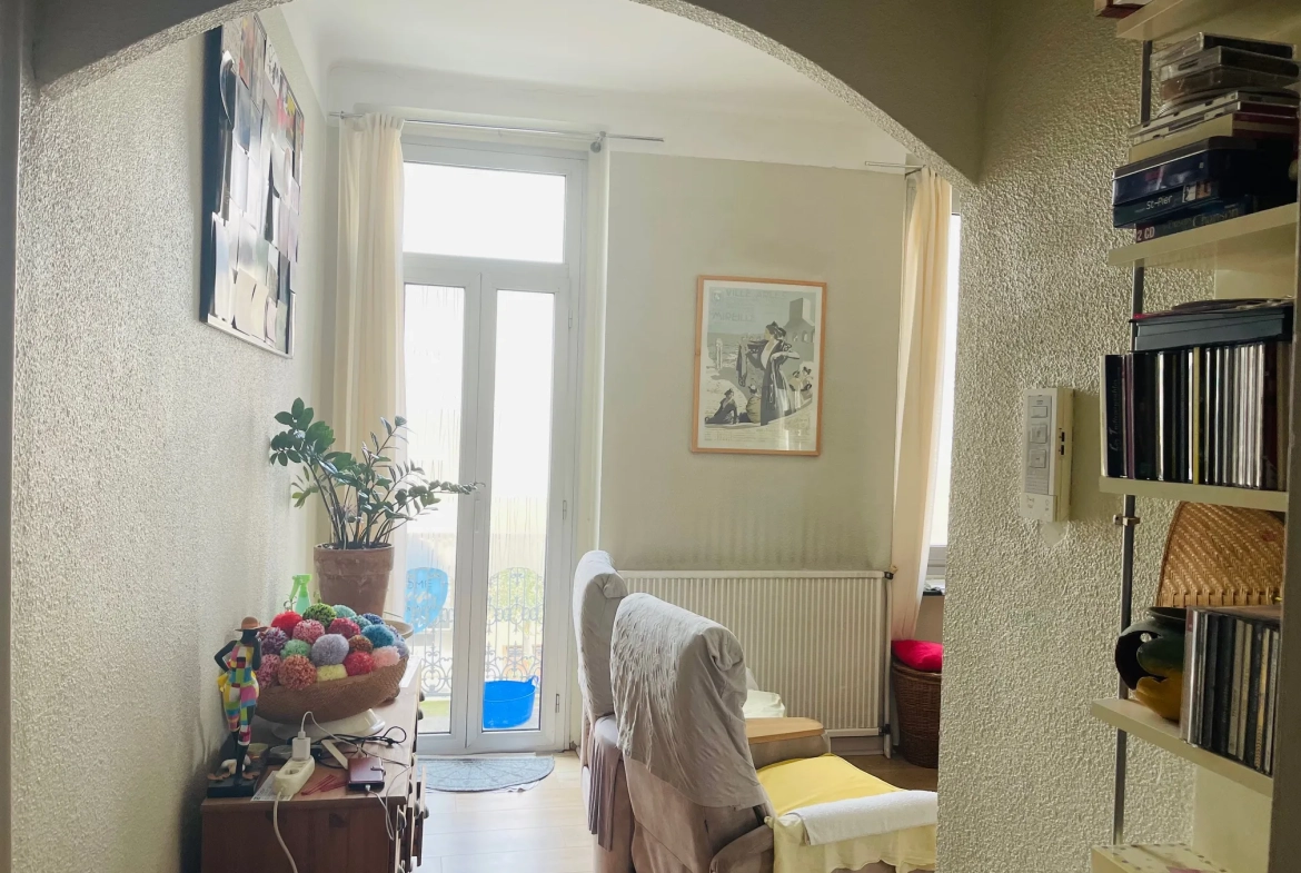 Magnifique maison bourgeoise de 178 m² au cœur de Carcassonne avec jardin et garage 