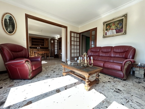 A vendre pavillon individuel à Toul avec grand terrain et sous-sol lumineux 