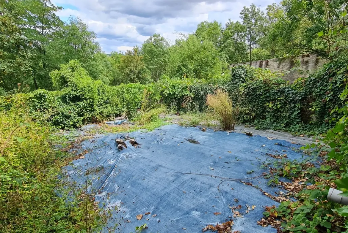 Charmante maison de 140 m² avec vue dégagée à Clamecy en Bourgogne 