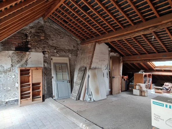Charmante maison de 140 m² avec vue dégagée à Clamecy en Bourgogne 