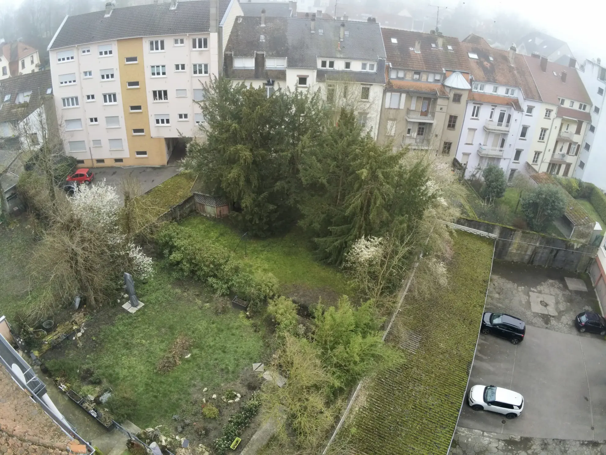 Bel appartement de 130 m² à vendre à Sarreguemines avec terrasse et parking 