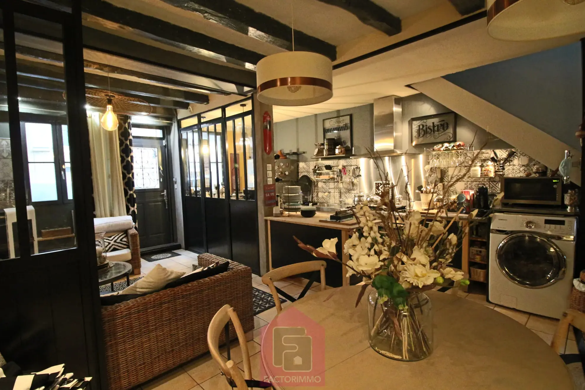À vendre maison de 85 m² au cœur du village de Puy l Eveque 
