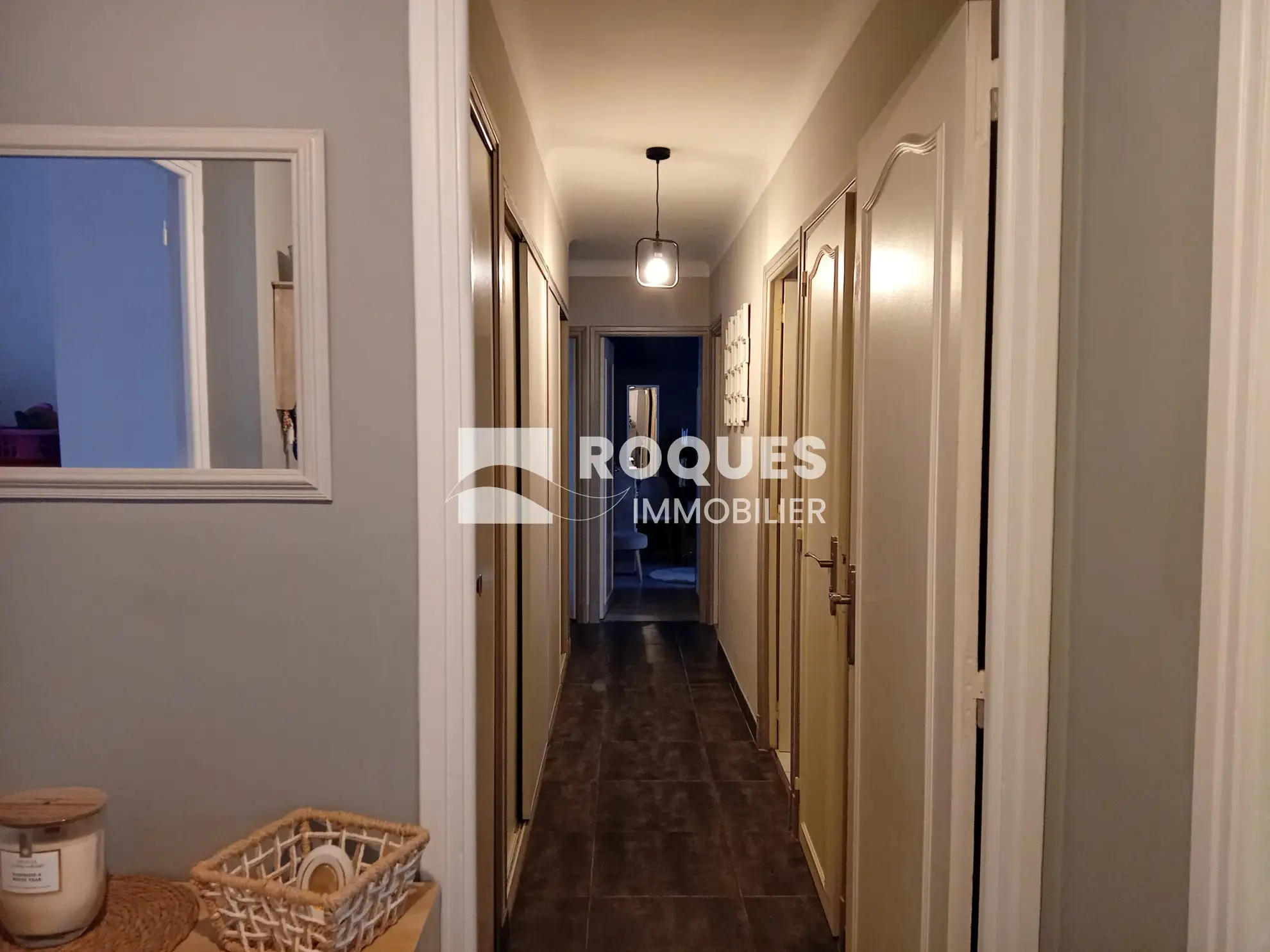 Bel appartement T4 à Millau avec balcon, cave et parking, proche des berges du Tarn 