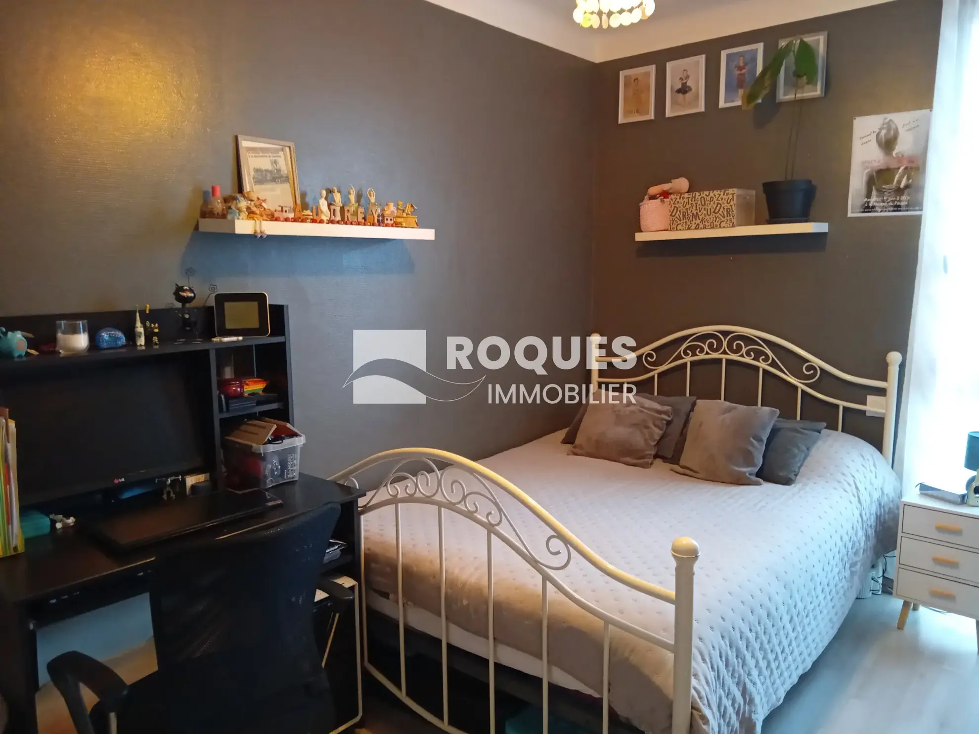 Bel appartement T4 à Millau avec balcon, cave et parking, proche des berges du Tarn 