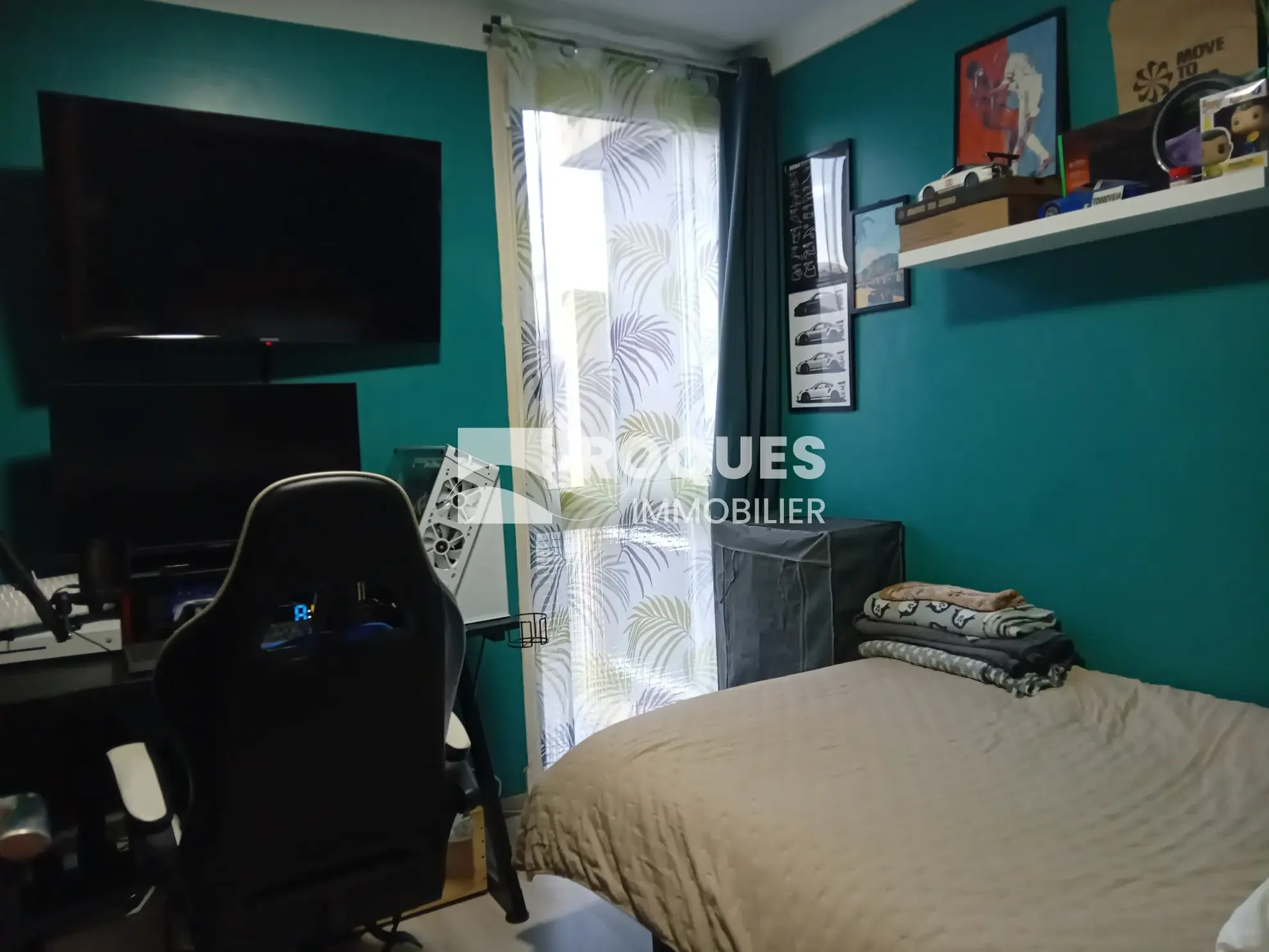 Bel appartement T4 à Millau avec balcon, cave et parking, proche des berges du Tarn 