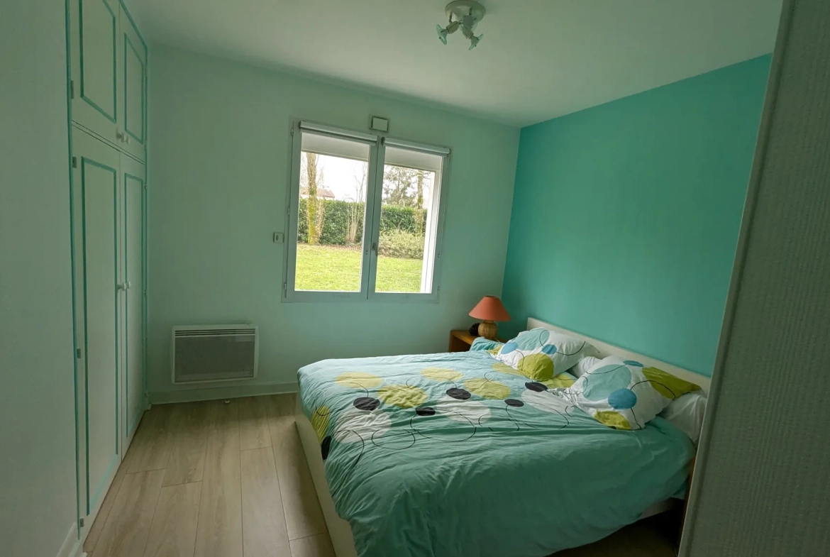 Maison familiale 4 chambres avec espace bois proche de Niort 