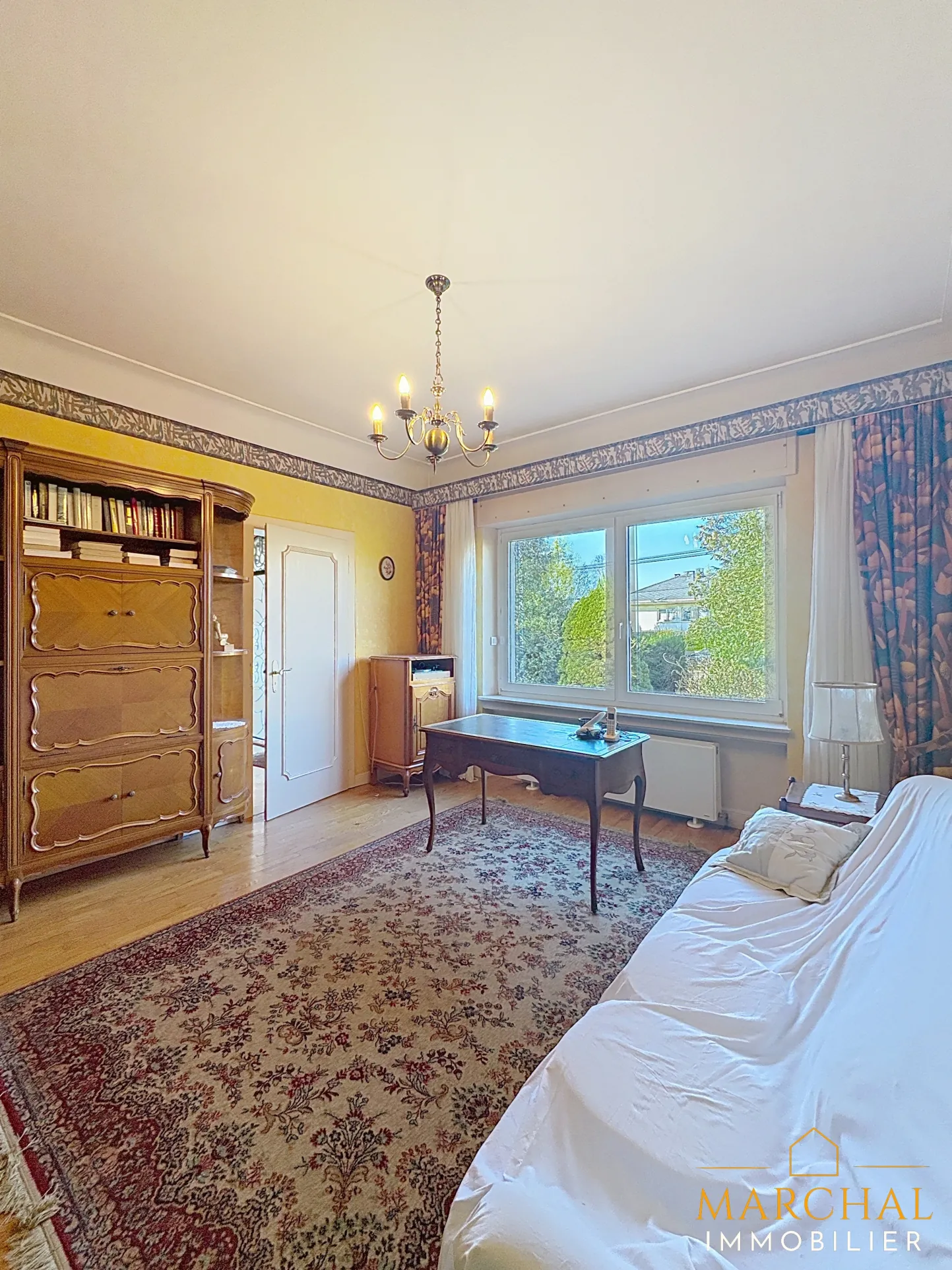 Maison de maître à Courcelles-sur-Nied - 165m², terrain de 2100m², 5 chambres 
