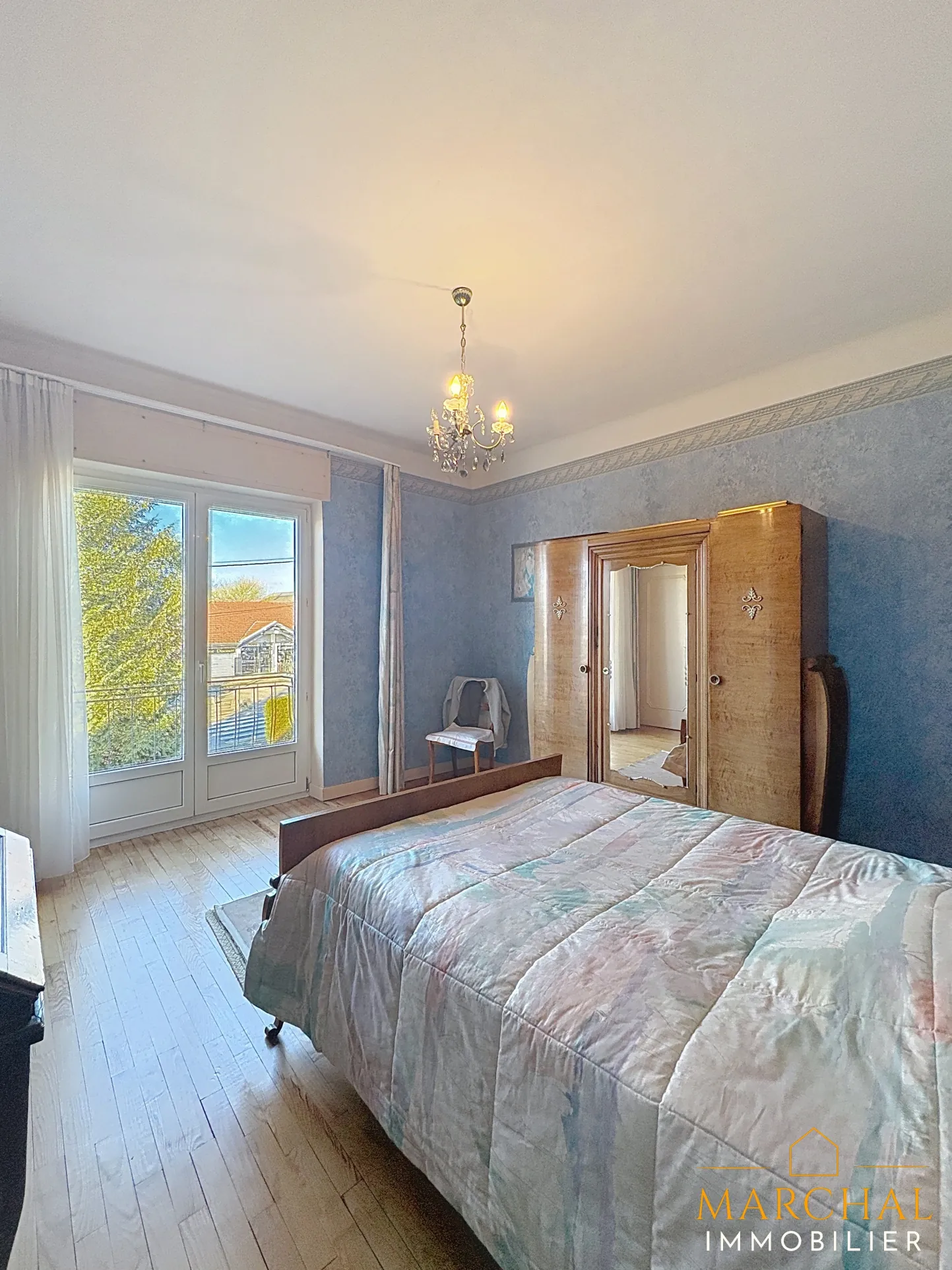 Maison de maître à Courcelles-sur-Nied - 165m², terrain de 2100m², 5 chambres 