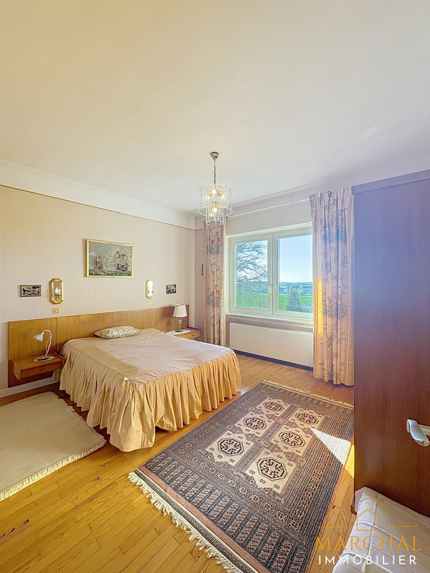 Maison de maître à Courcelles-sur-Nied - 165m², terrain de 2100m², 5 chambres 