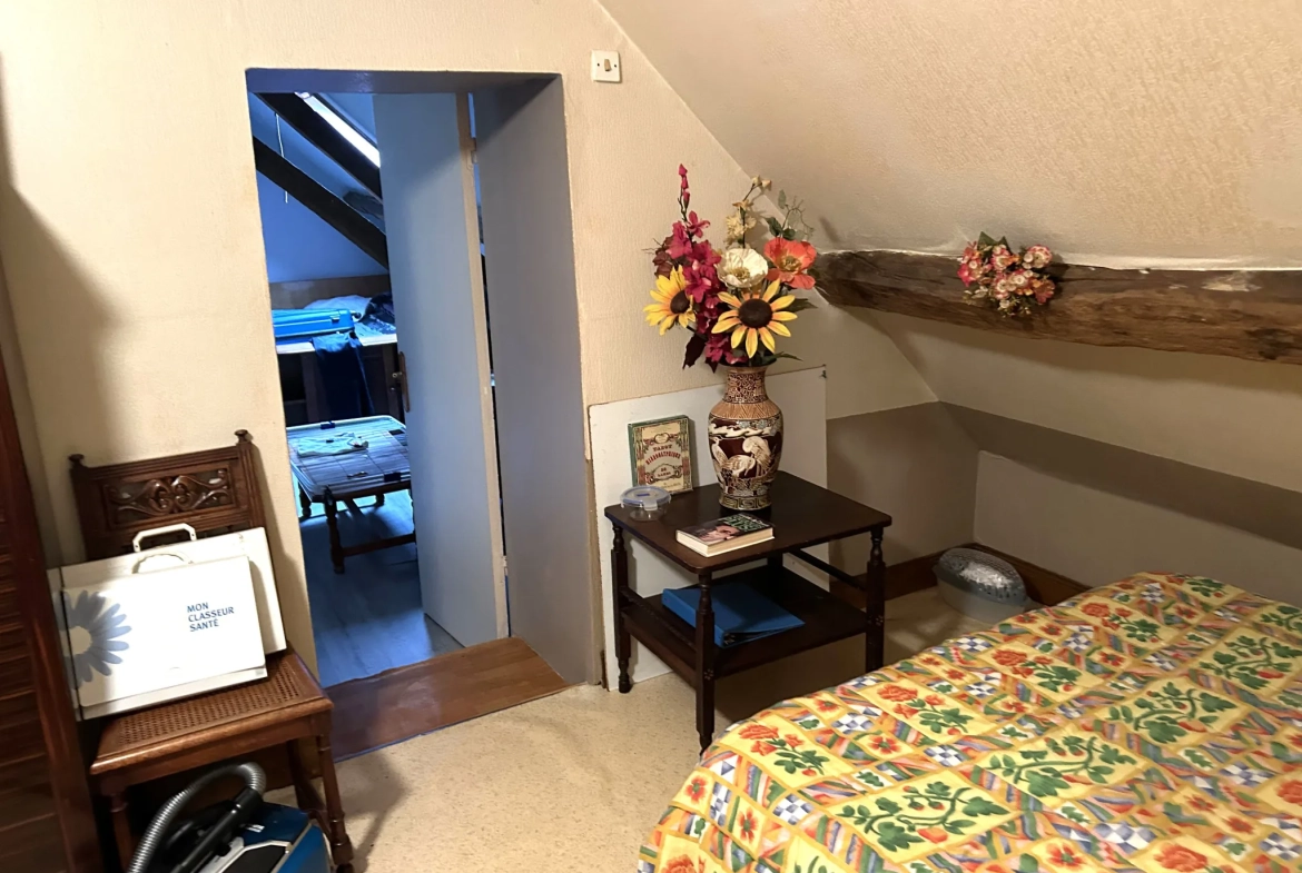 Maison à vendre à Nolay - 2 chambres, terrain de 1113 m², prix attractif 