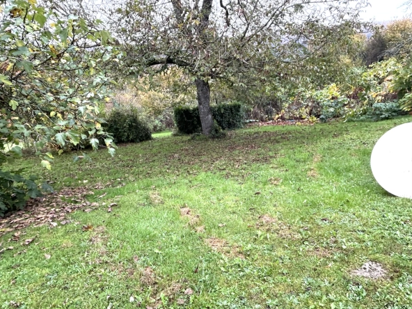 Maison à vendre à Nolay - 2 chambres, terrain de 1113 m², prix attractif 
