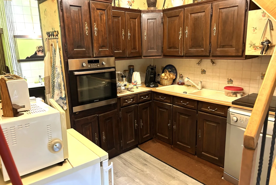 Maison à vendre à Nolay - 2 chambres, terrain de 1113 m², prix attractif 