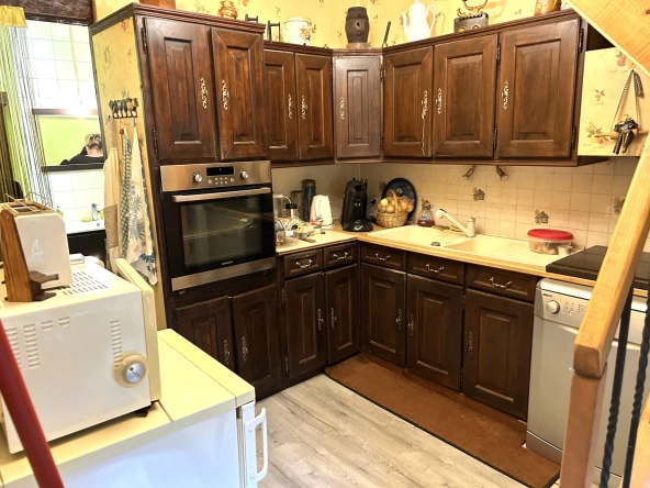 Maison à vendre à Nolay - 2 chambres, terrain de 1113 m², prix attractif 