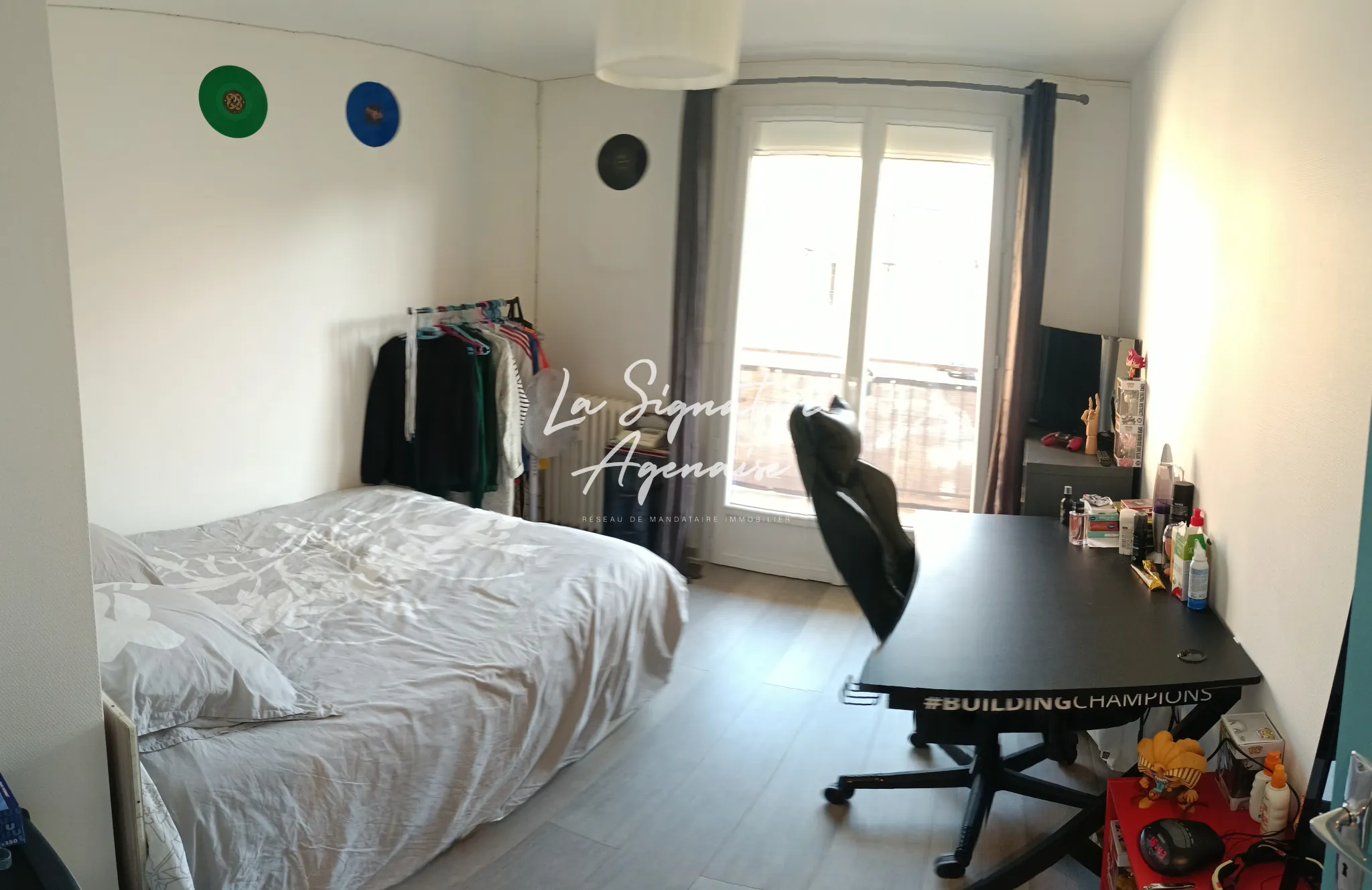 Appartement lumineux de 82m² avec balcon et parking au centre d'Agen 