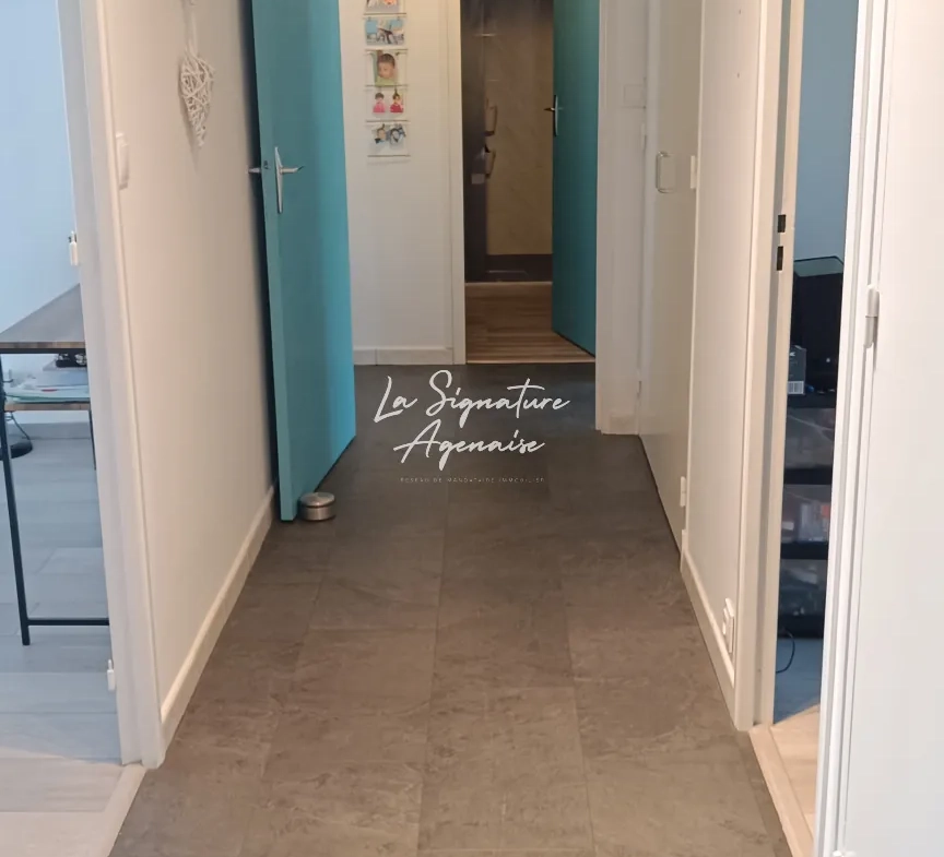 Appartement lumineux de 82m² avec balcon et parking au centre d'Agen 