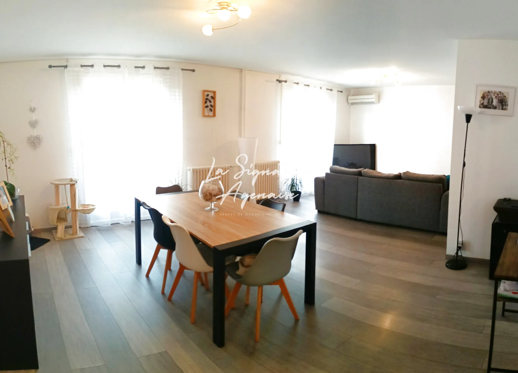 Appartement lumineux de 82m² avec balcon et parking au centre d'Agen 