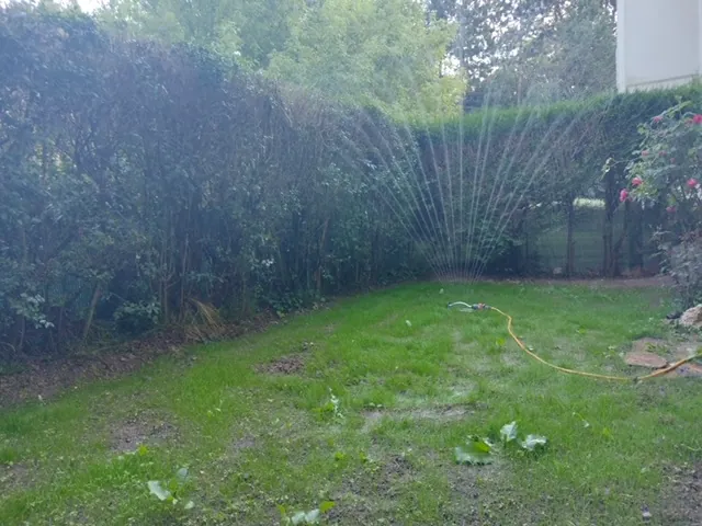 Appartement 3 pièces lumineux de 63 m² à Trappes avec jardin et parking 