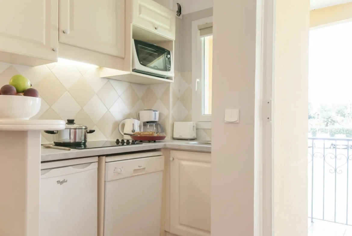 Investissement immobilier en bail commercial à Mandelieu-la-Napoule 