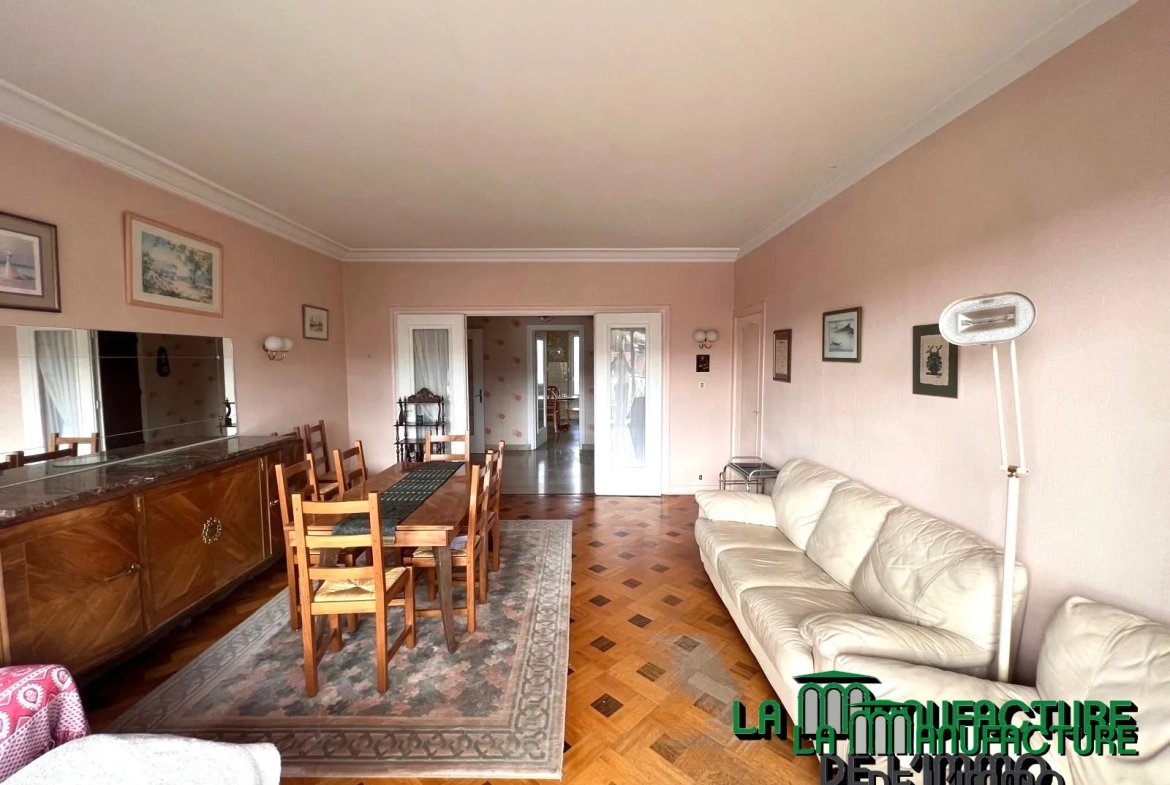 Appartement F5 lumineux avec balcons, cave et garage à Saint-Étienne Montieau 