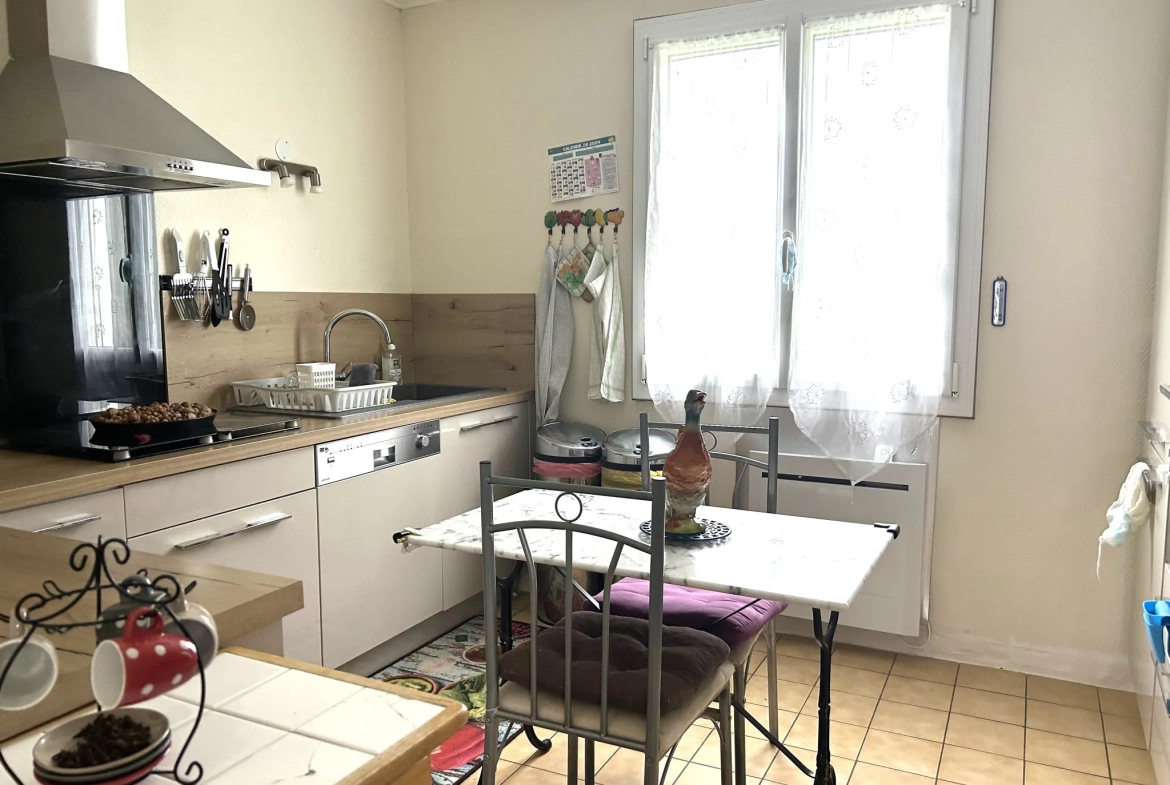 Belle maison de plain-pied à Nolay, 3 chambres, jardin et dépendances, proche Premery 