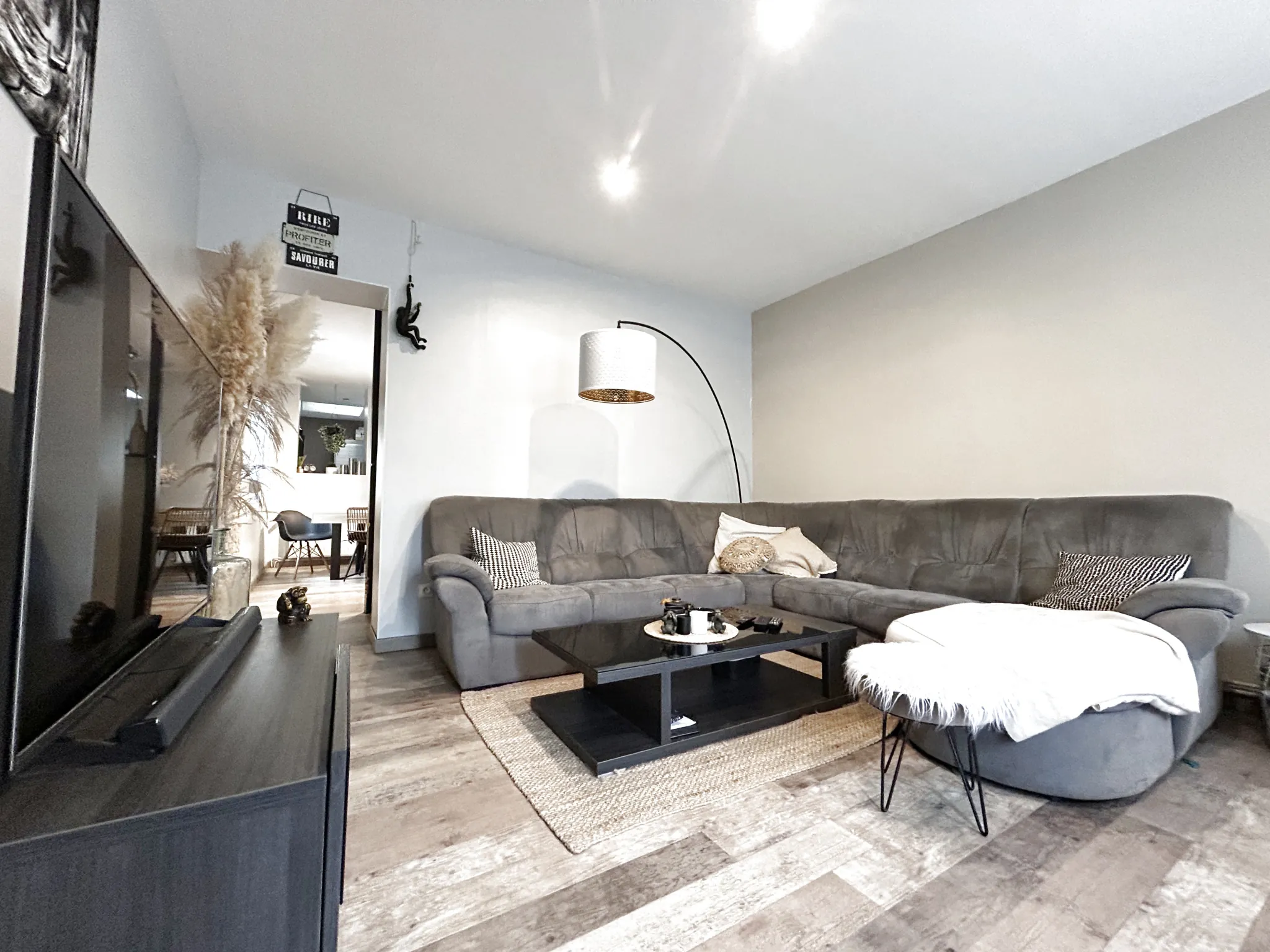 Maison semi-individuelle à Hénin Beaumont avec garage et jardin – Bonne affaire 