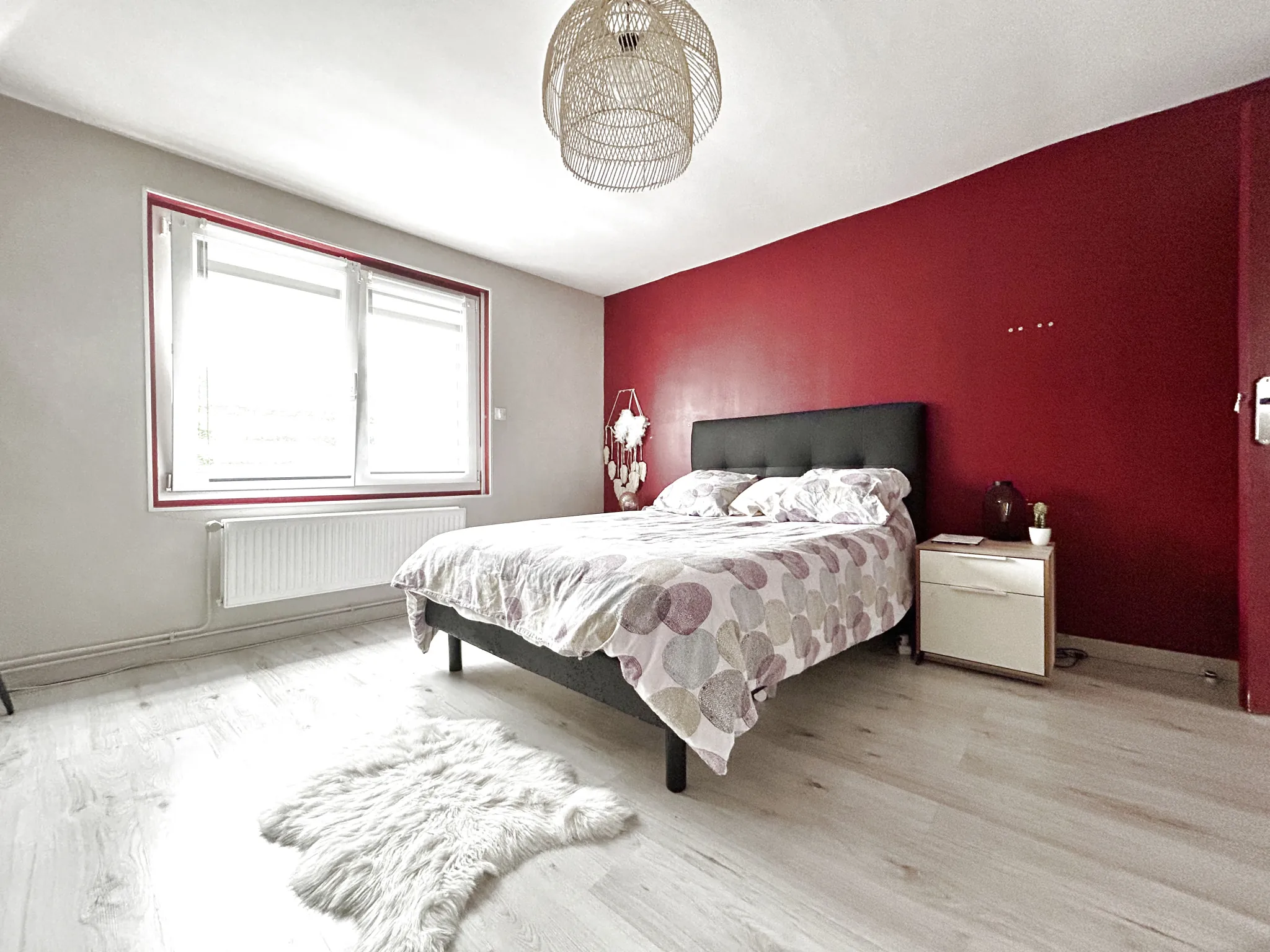 Maison semi-individuelle à Hénin Beaumont avec garage et jardin – Bonne affaire 