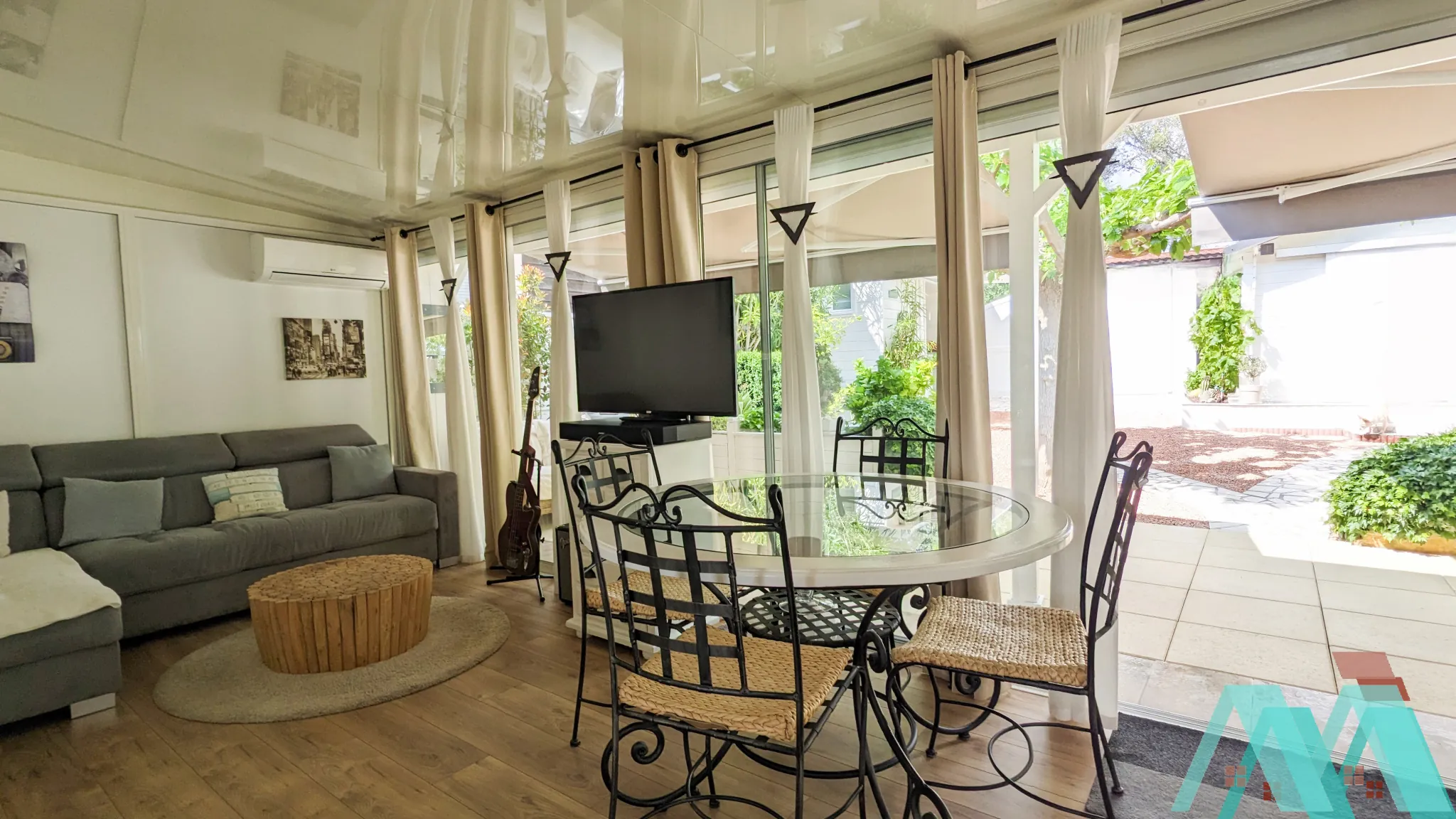 Charmante maison de 60 m² avec jardin et piscine au Castellet en vente 