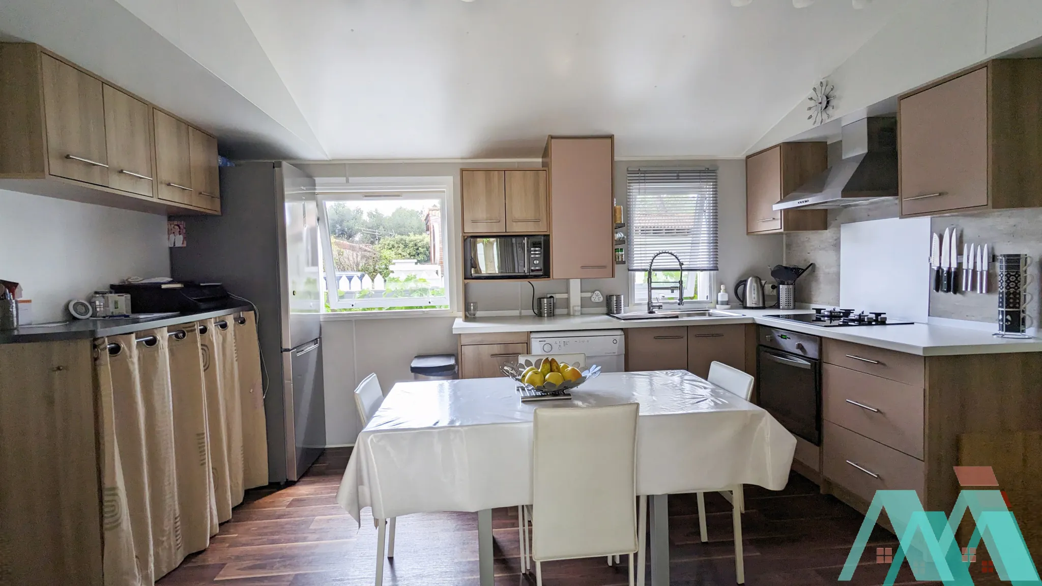 Charmante maison de 60 m² avec jardin et piscine au Castellet en vente 