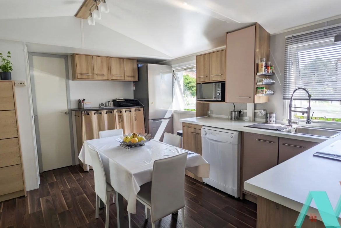 Charmante maison de 60 m² avec jardin et piscine au Castellet en vente 