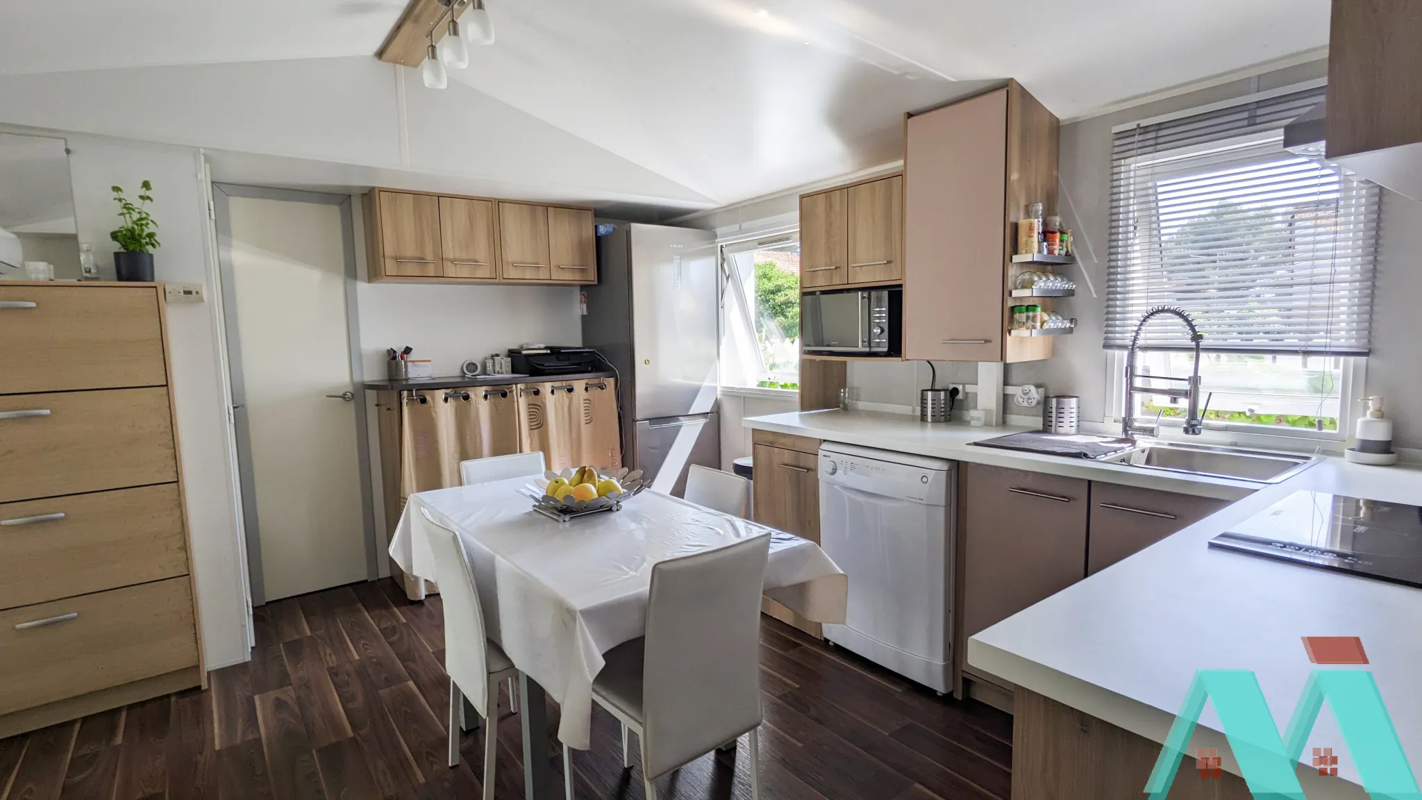 Charmante maison de 60 m² avec jardin et piscine au Castellet en vente 