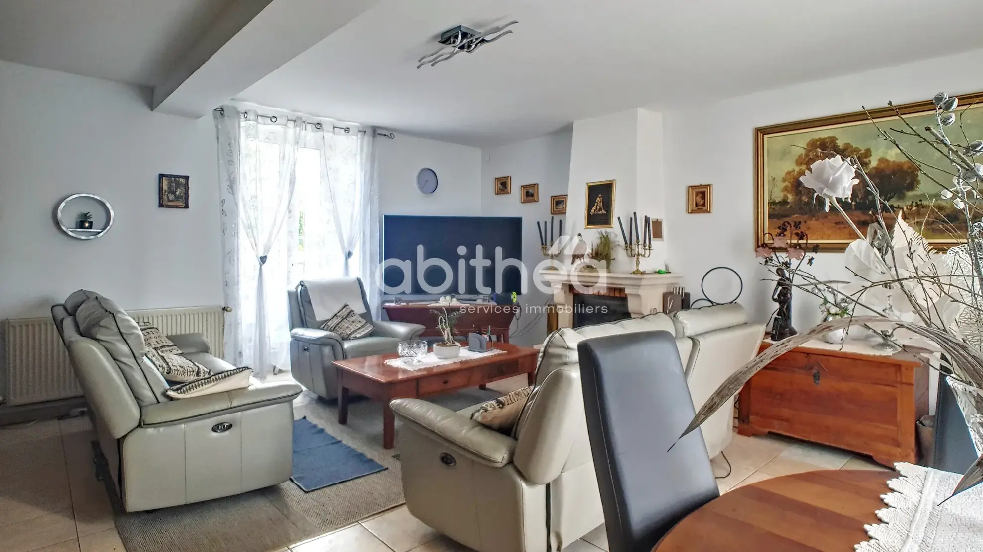 Maison charentaise spacieuse de 148 m² à Genouillac – 4 chambres, garage, jardin 