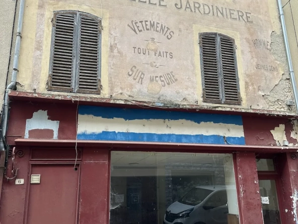 Immeuble à restaurer de 220 m² à Marcigny, centre-ville