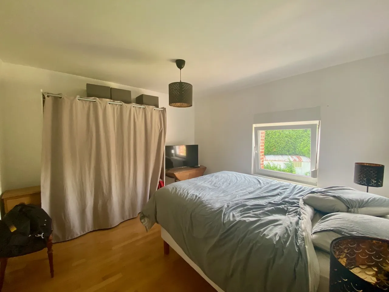 Superbe maison de 260 m² à Maubeuge avec jardin et rénovation récente 