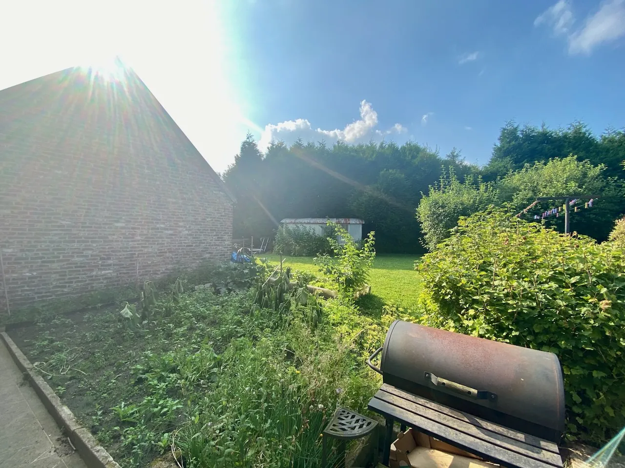 Superbe maison de 260 m² à Maubeuge avec jardin et rénovation récente 