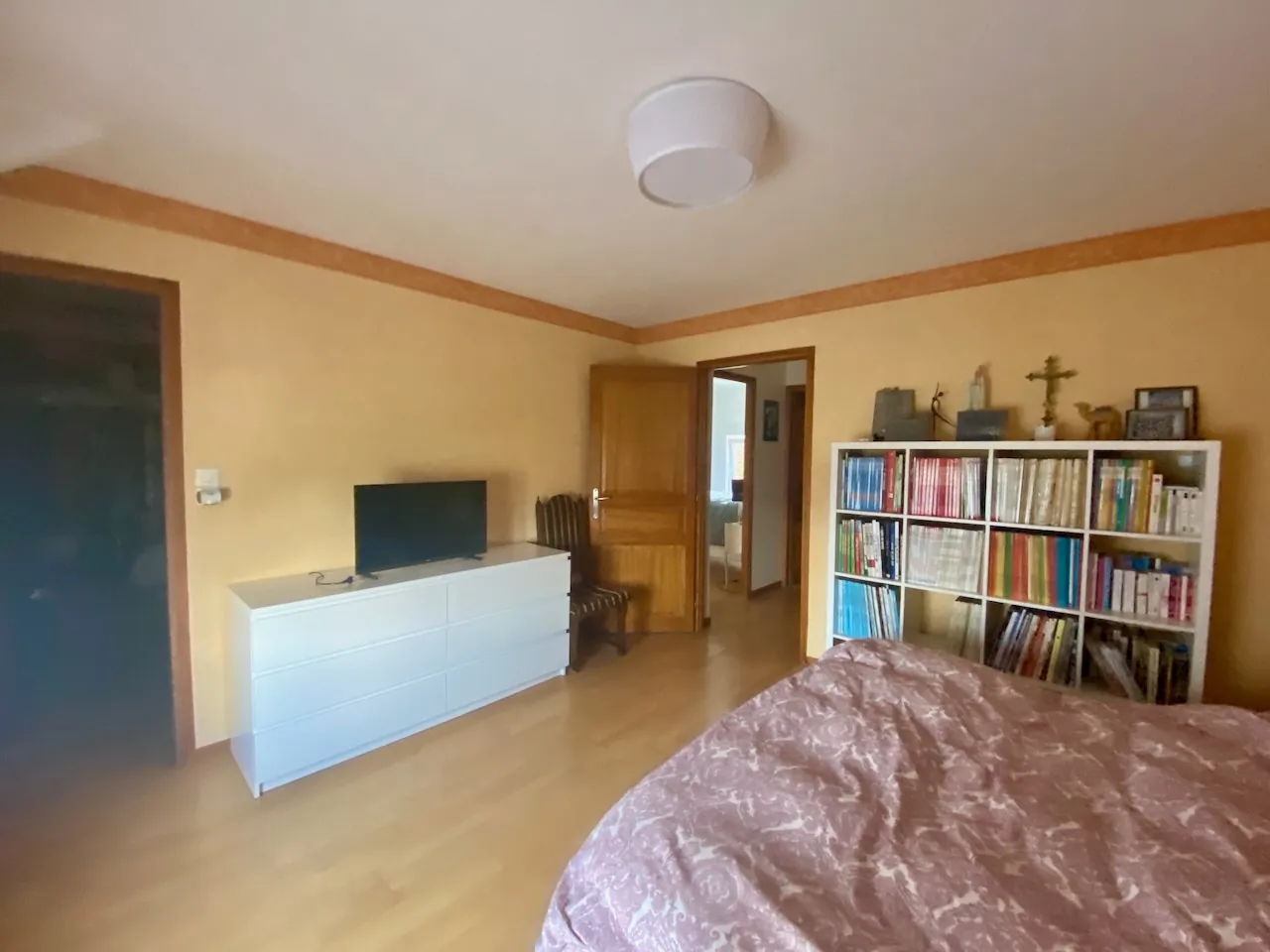 Superbe maison de 260 m² à Maubeuge avec jardin et rénovation récente 