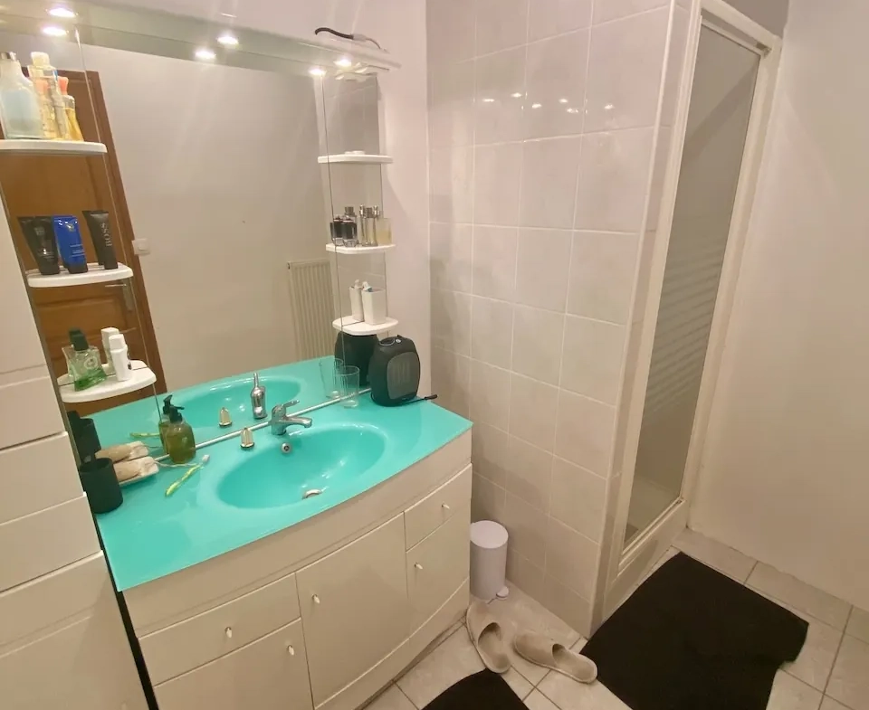 Superbe maison de 260 m² à Maubeuge avec jardin et rénovation récente 