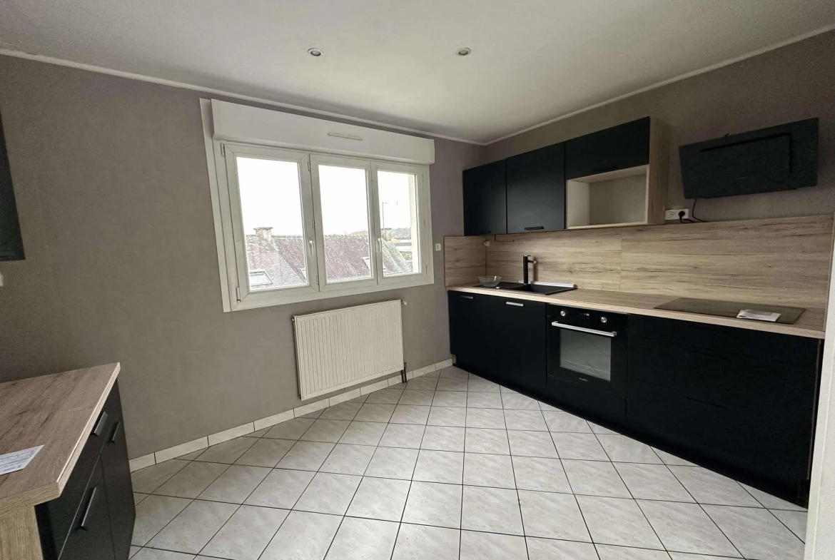 Maison à Baud avec 4 chambres, terrasse EST et sous-sol complet 