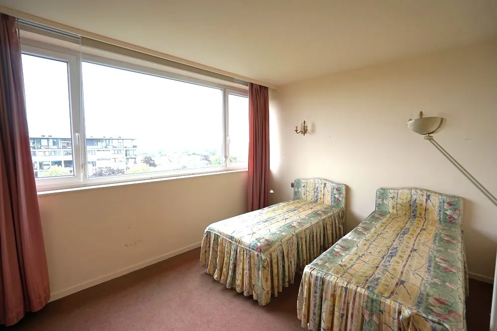 Appartement T4 à Roubaix proche tram et parc Barbieux avec balcon et cave 