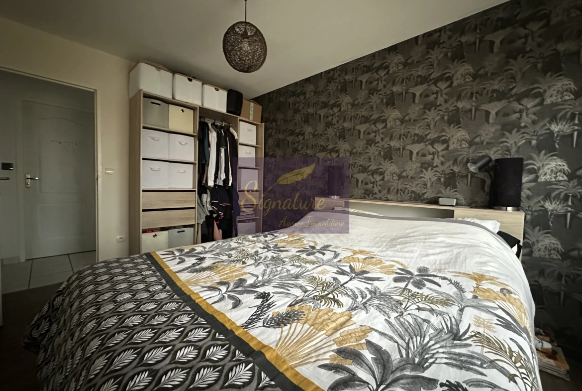 Superbe pavillon à Challes avec 3 chambres, terrasse, garage et jardin en Sarthe 