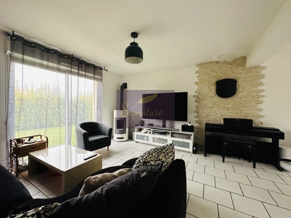 Superbe pavillon à Challes avec 3 chambres, terrasse, garage et jardin en Sarthe