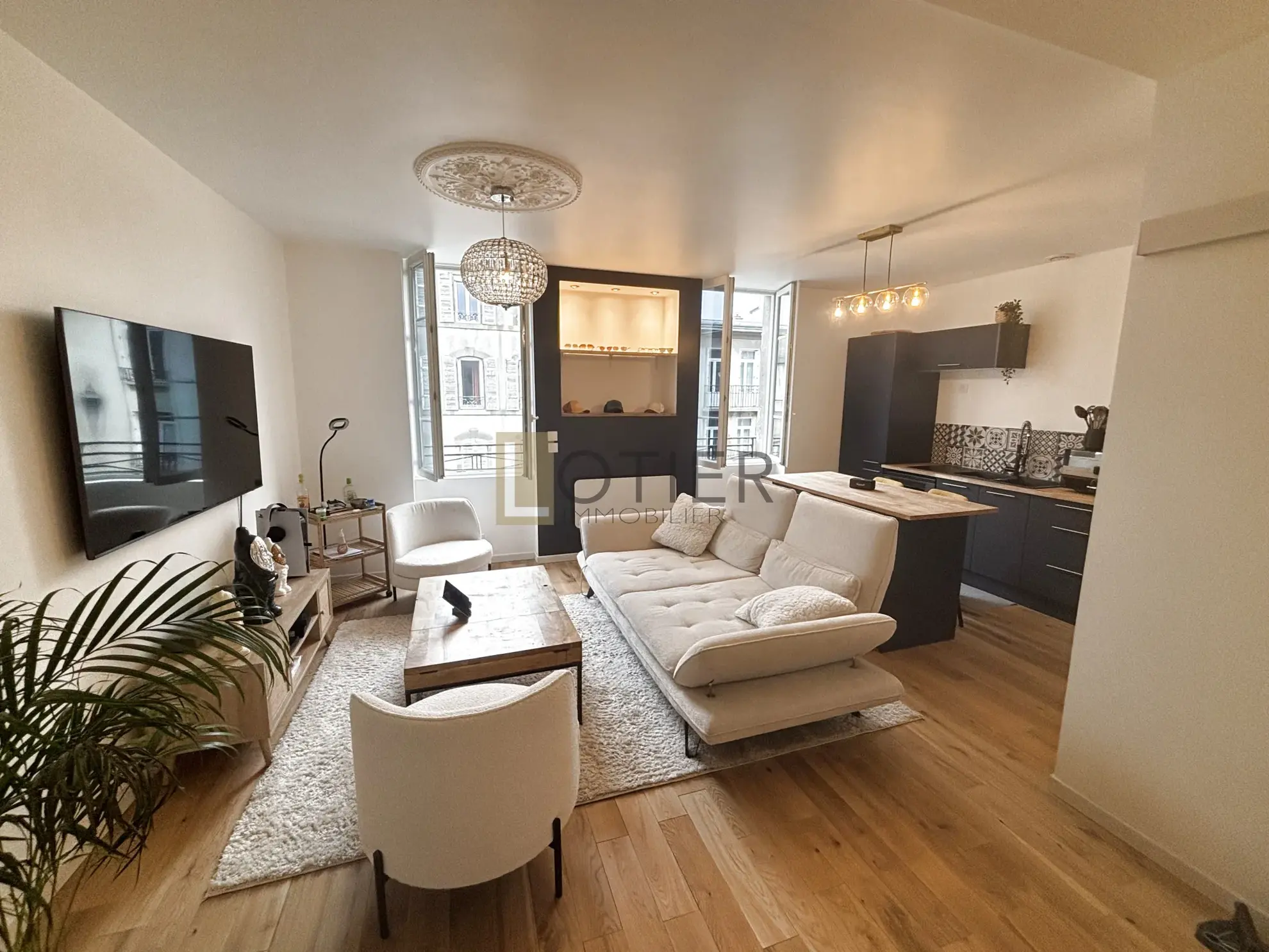 Appartement 2 pièces rénové à Brest en centre-ville avec cave 