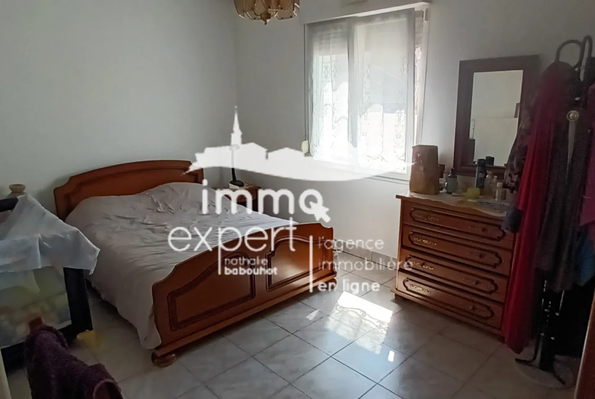 Vente d’un pavillon de plain-pied à Darney, 4 chambres, terrasse et terrain 1253 m² 