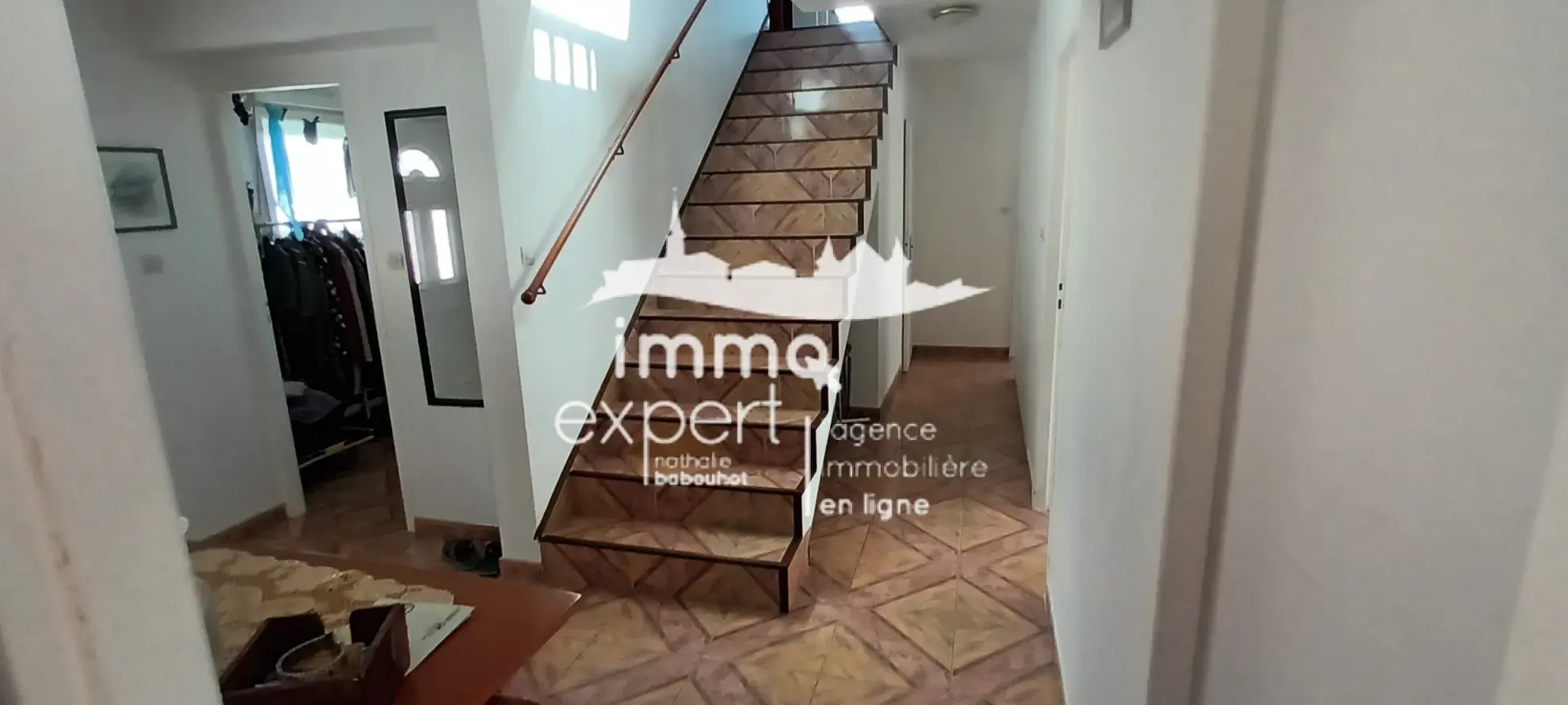 Vente d’un pavillon de plain-pied à Darney, 4 chambres, terrasse et terrain 1253 m² 